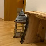 Franzi 5 Personen, Zentrale Lage, Parkplatz *
